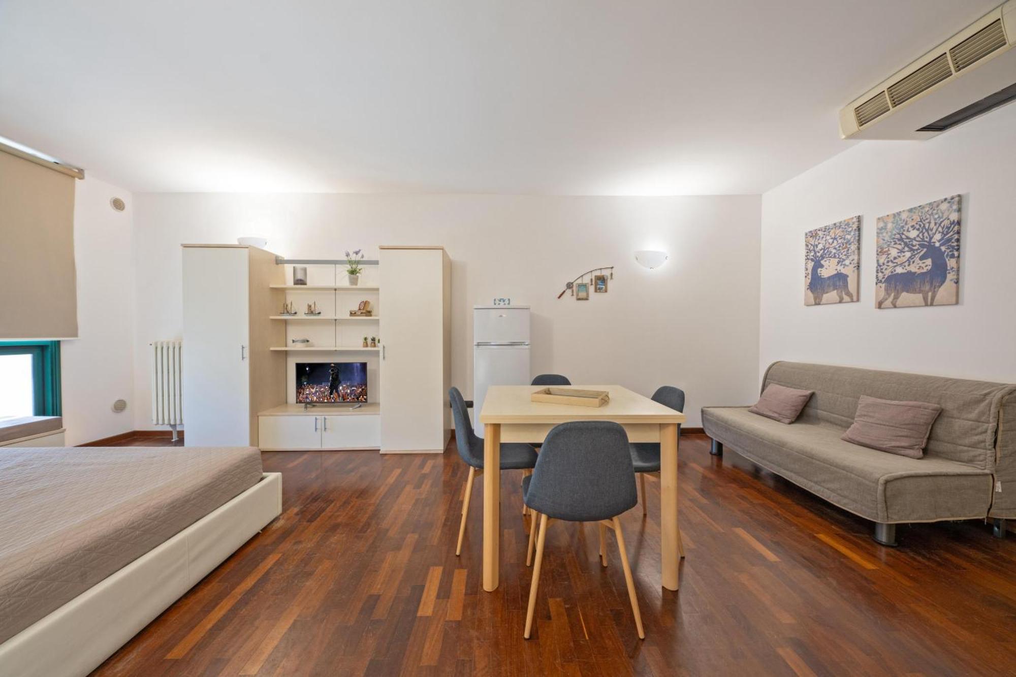Interno 14 Βίλα Λέτσε Εξωτερικό φωτογραφία